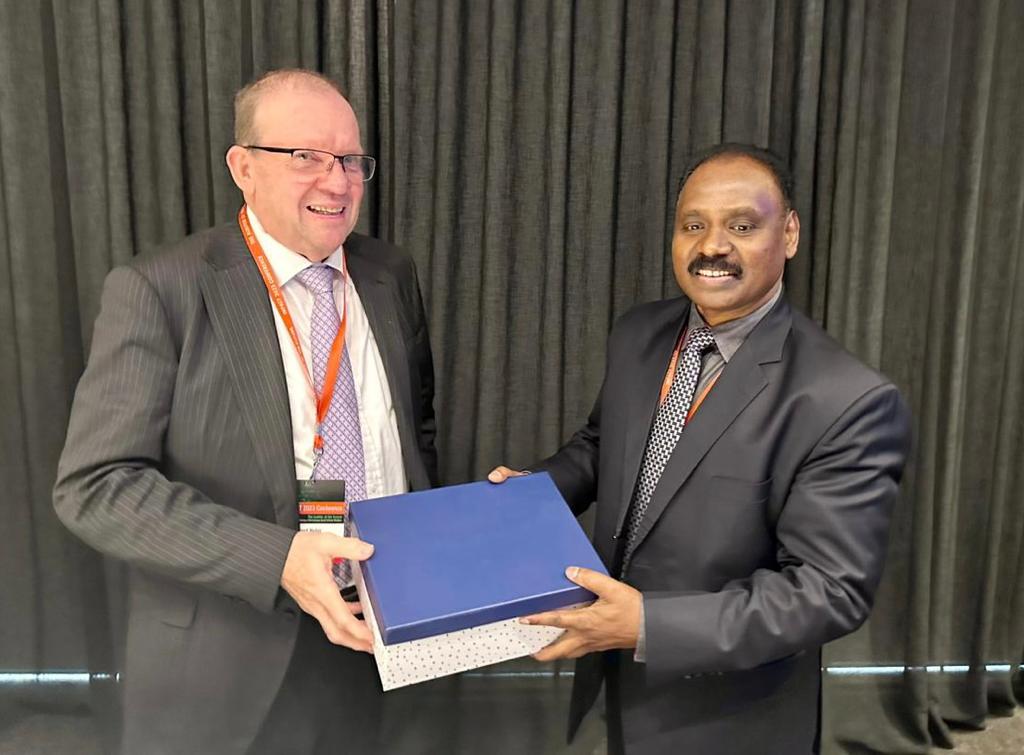 Shri Girish Chandra Murmu, CAG of India met with Mr. Grant Hehir, Auditor General of Australia on the side-lines of the IMPACT 2023, the International Meeting of Performance Audit Critical Thinkers, on 20 April 2023, in Canberra, Australia. 