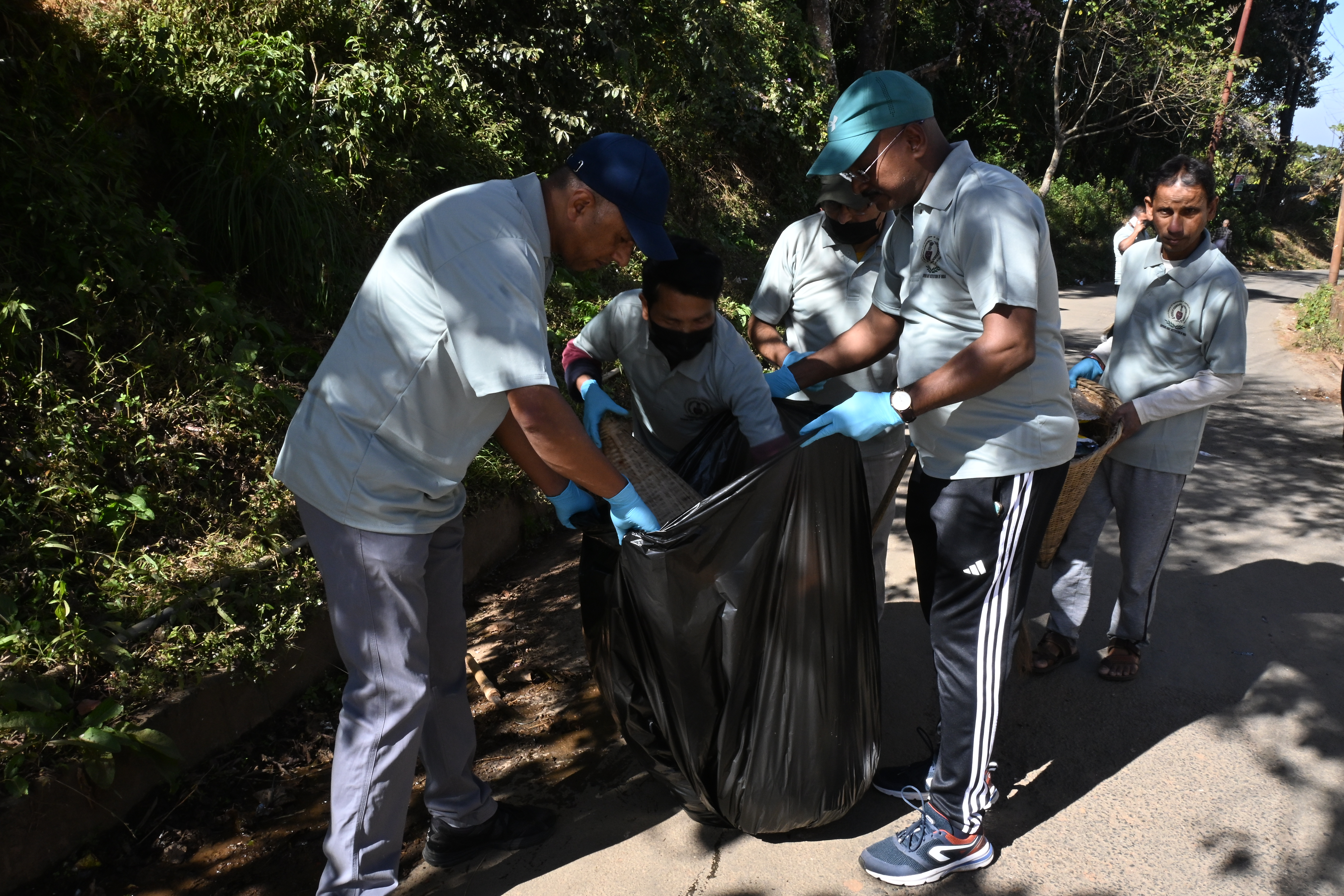 लेखापरीक्षा एवं लेखा संपदा मोतीनगर में सफाई अभियान 2025 लेखापरीक्षा एवं लेखा संपदा मोतीनगर में सफाई अभियान 2025