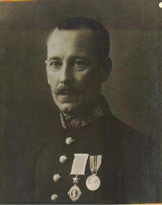 आर. डब्ल्यू. गिलान (1910-1912)